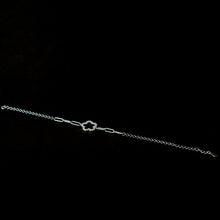 Silver Delicate Flower Link Bracelet