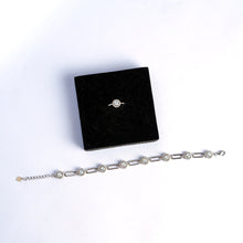 Solitaire Round Link Bracelet with Solitaire Round Ring
